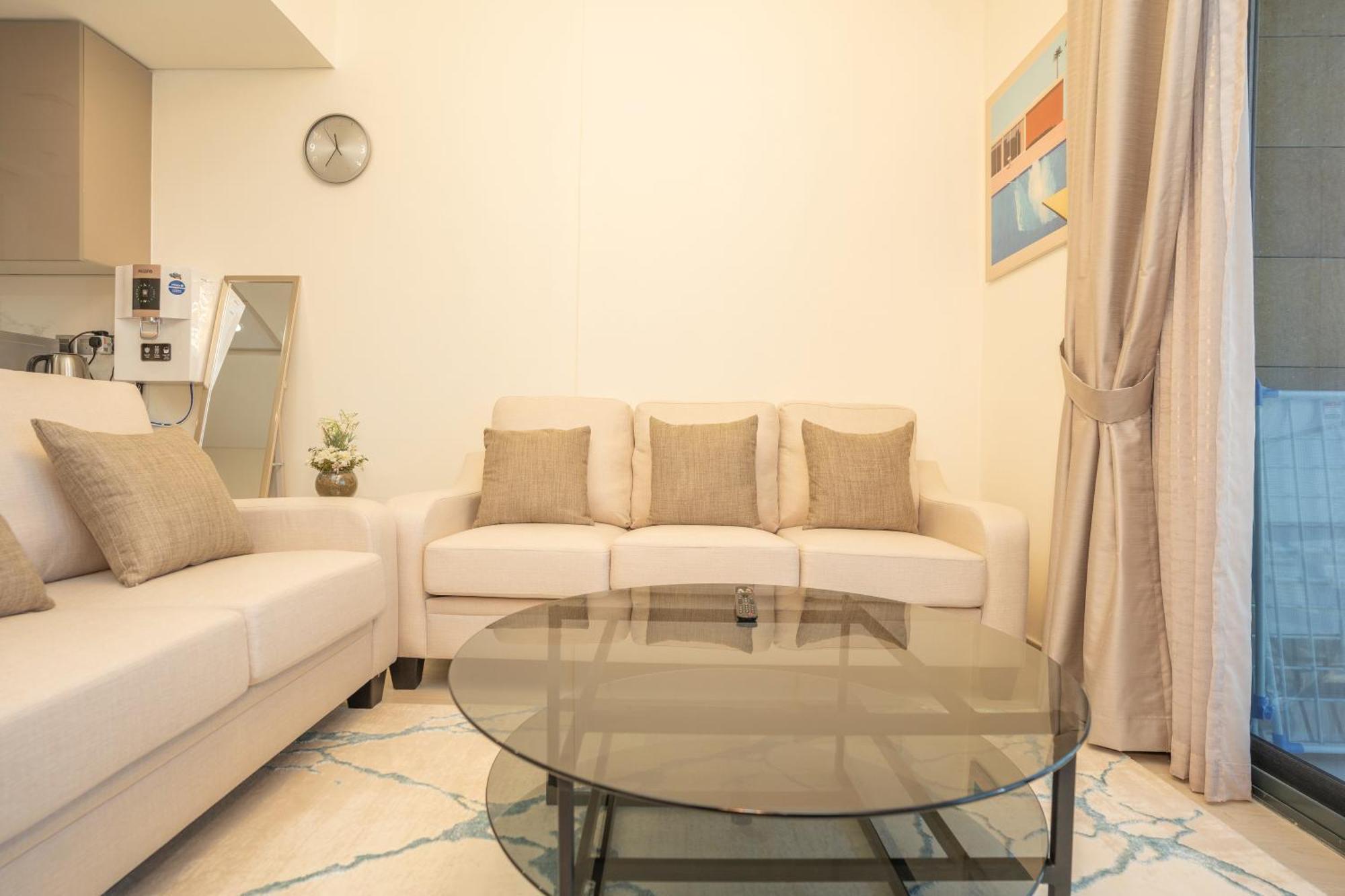 Apartment Azizi Riviera, Dubai