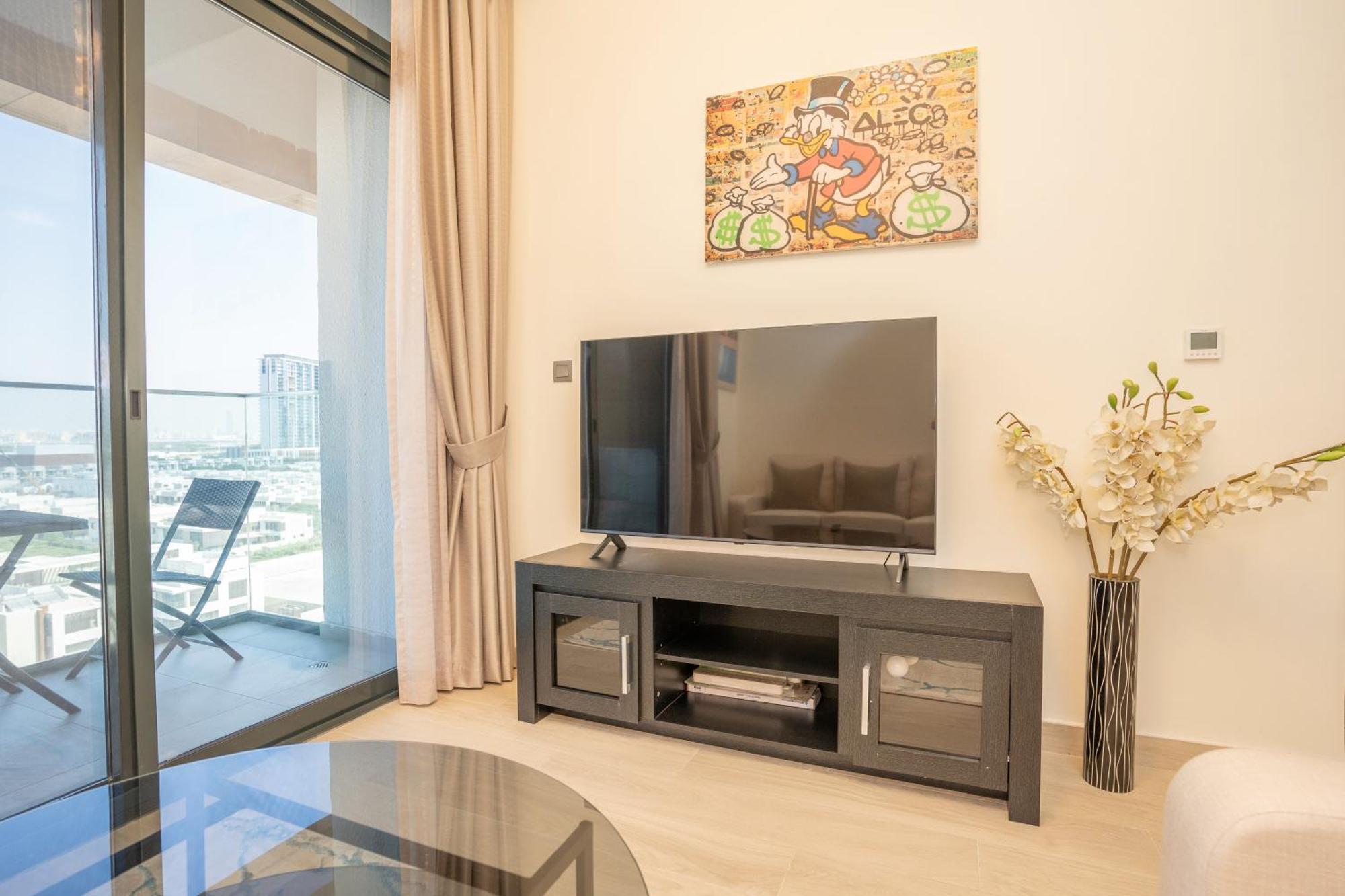 Azizi Riviera, Apartment *