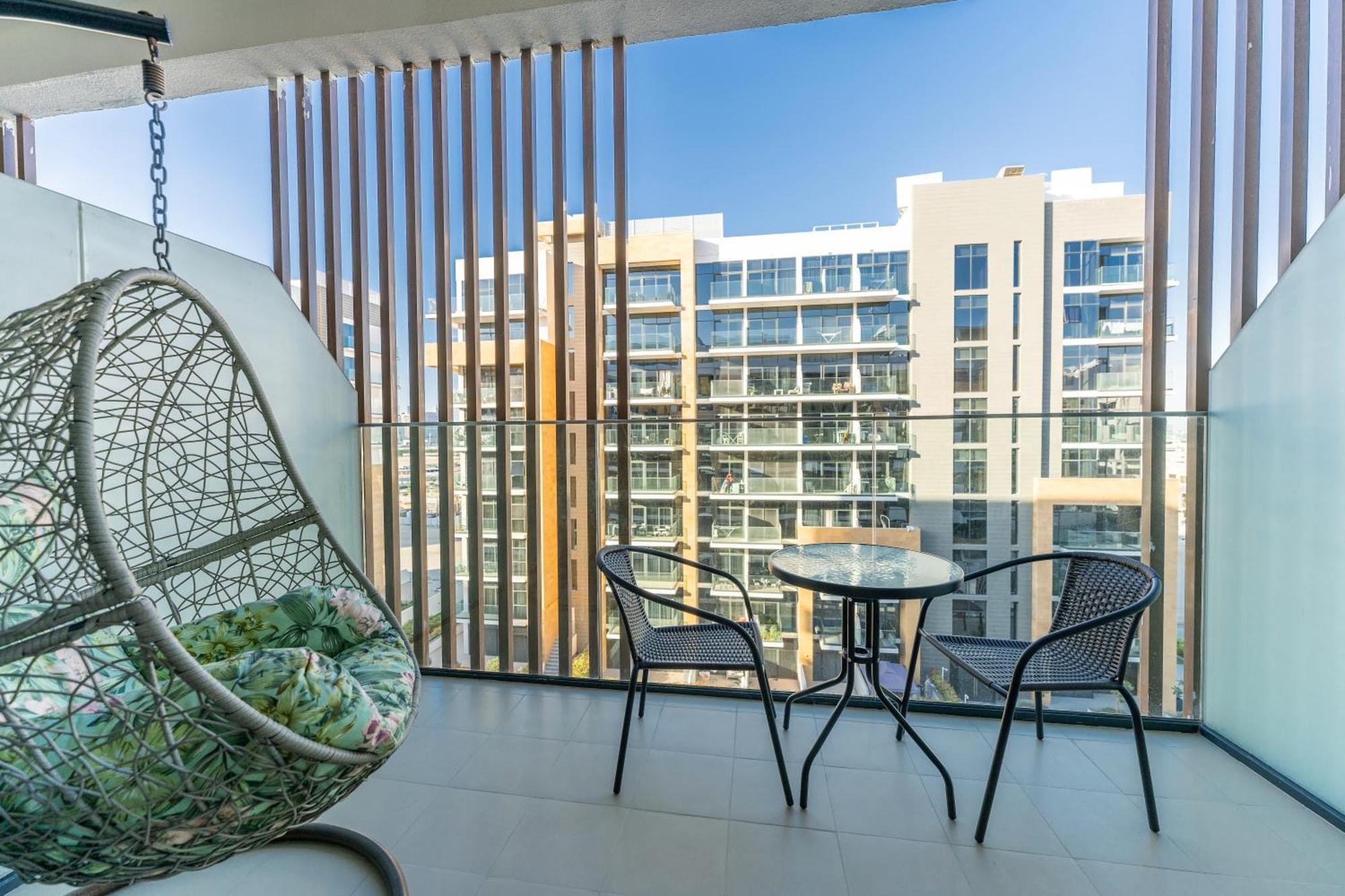 Apartment Azizi Riviera, *