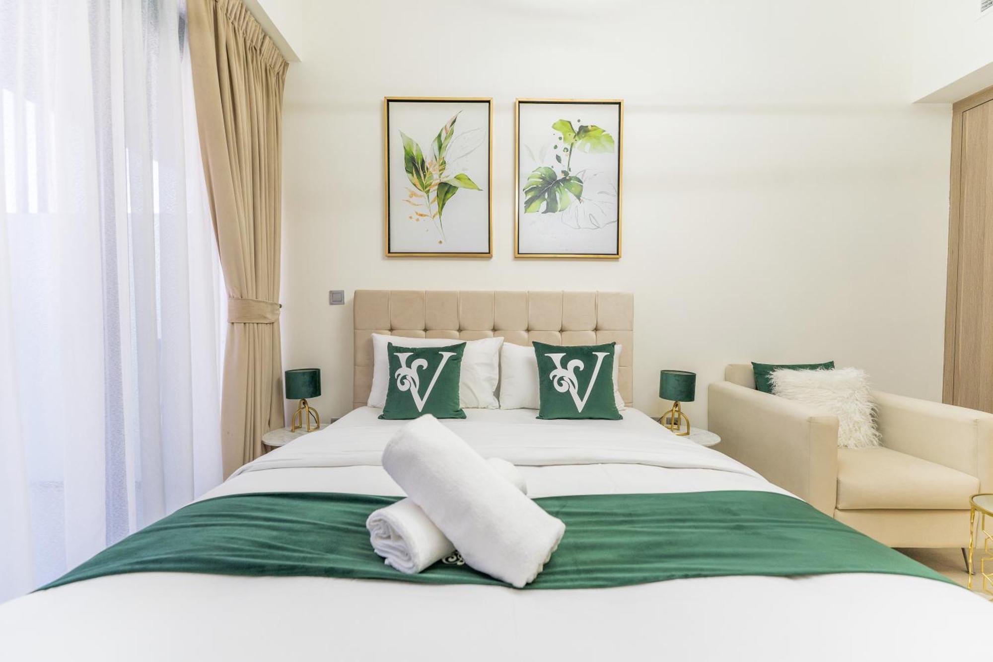 Apartment Azizi Riviera, *